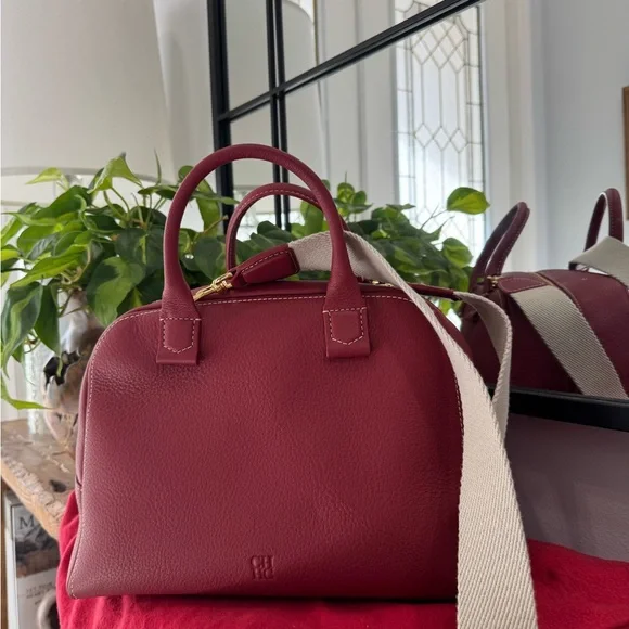 Carolina Herrera / Blasón S Medium Handbag NWT (authentic) - Picture 2 of 15